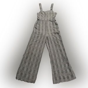 Cotton Candy LA Women’s Plaid Wide
Leg Jumpsuit Size:M